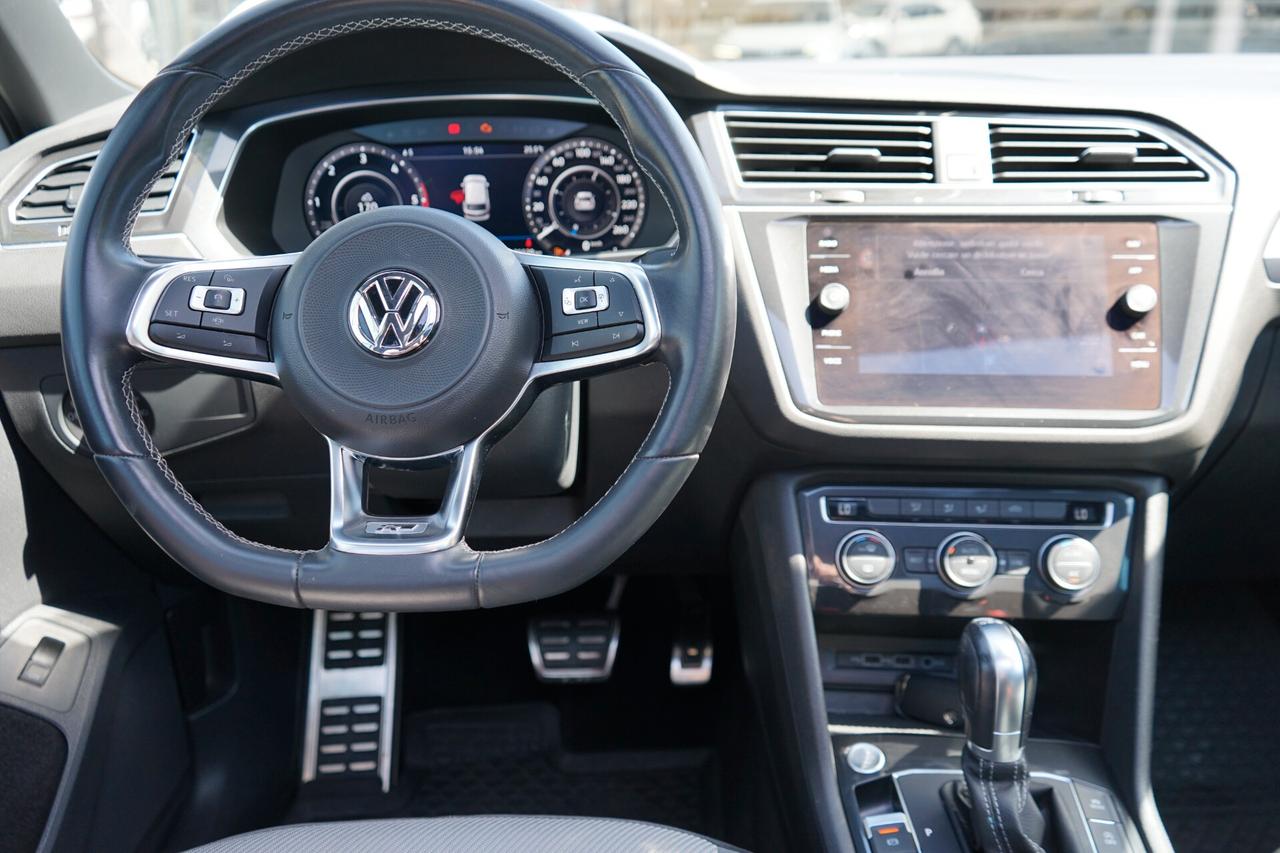 Volkswagen Tiguan 2.0 tdi R-Line BM 4motion dsg TETTO