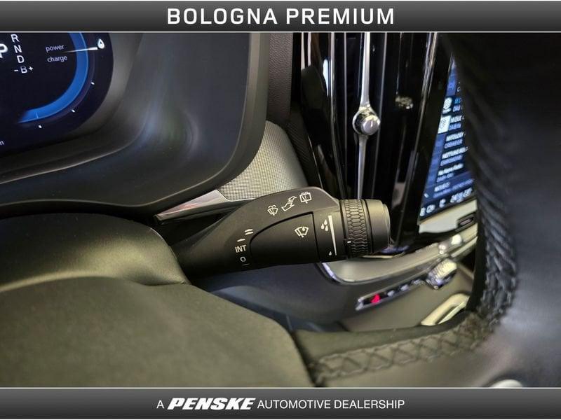 Volvo XC60 XC60 T6 Plug-in hybrid AWD automatico Plus Dark