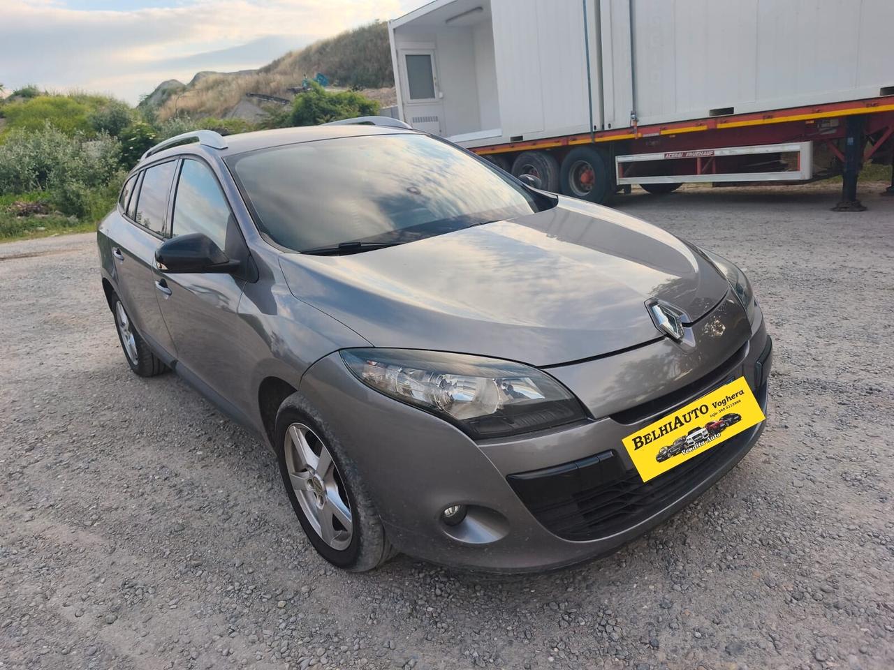 Renault Megane Sw 2011----1.5 Diesel