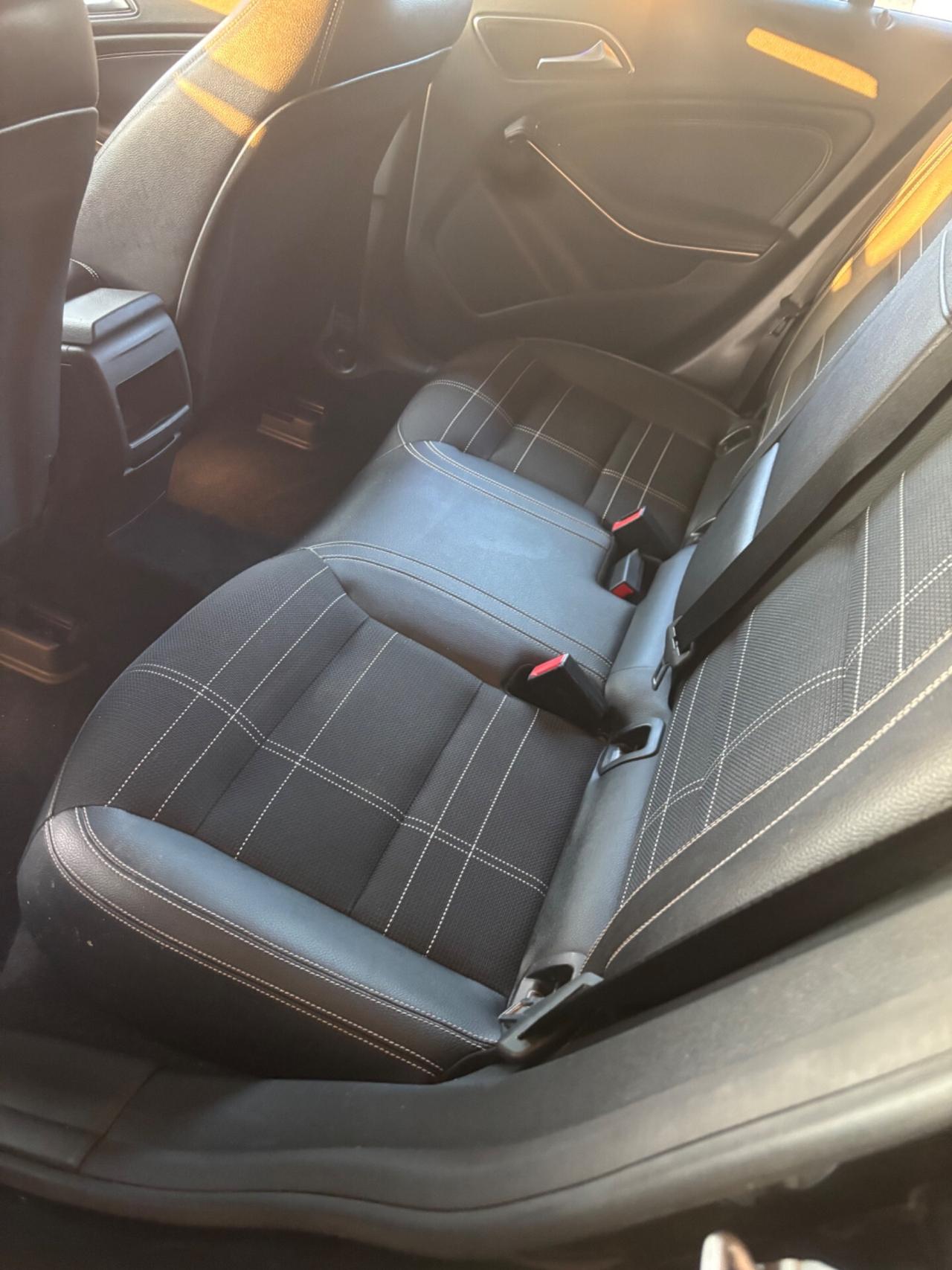 Mercedes-benz CLA 220 d S.W. Automatic Premium export commercianti
