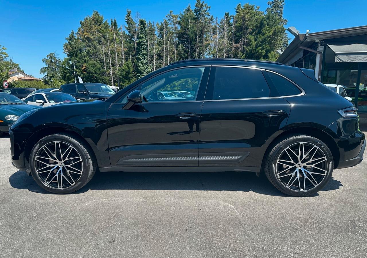 Porsche Macan 2.0 /tetto/pasm/carplay/full