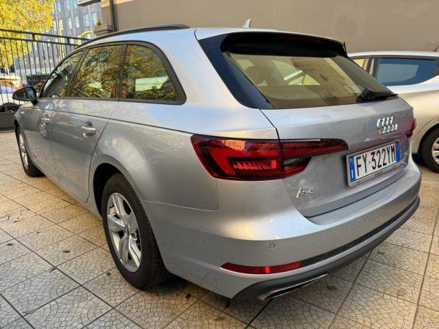 AUDI A4 Avant 30 TDI 136 CV S Tronic Business