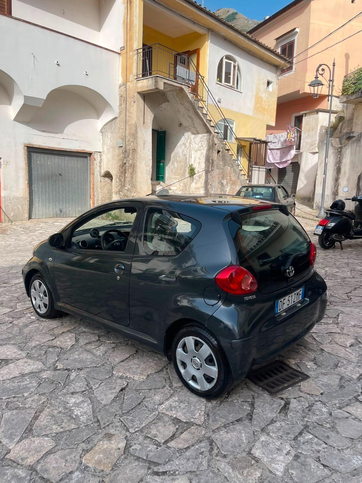 Toyota Aygo 1.0 12V VVT-i 3 porte