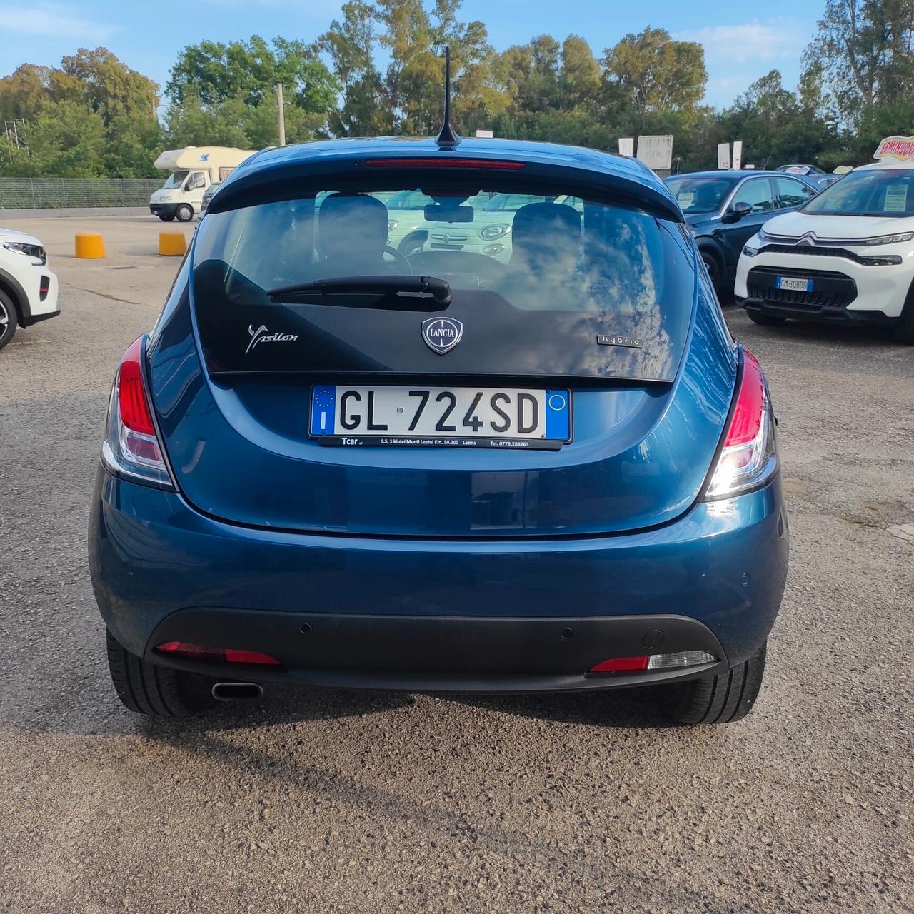 Lancia Ypsilon 1.0 Bz 70 Cv Hybrid Gold