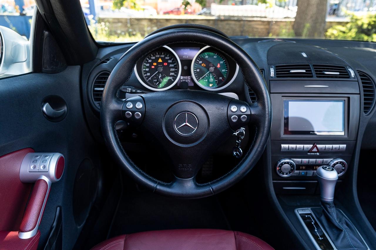 Mercedes-benz SLK 7G-Tronic V6* Pelle rossa* Airscarf* Xenon* CRS a Libretto