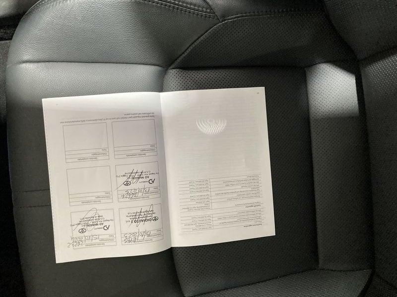 Toyota Corolla Cross 2.0H (197 CV) E-CVT Lounge Light 2WD