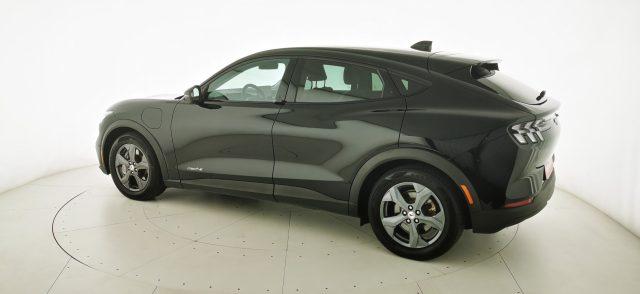 FORD Mustang Mach-E Standard Range 269 CV rwd (430 km di autonomia)