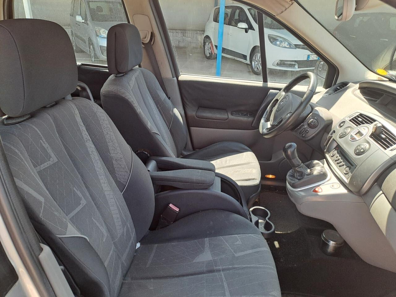 Renault Scenic Scénic 1.6 16V GPL Pack