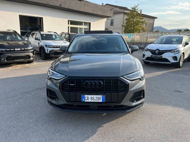 AUDI Q3 35 TDI quattro Business Advanced