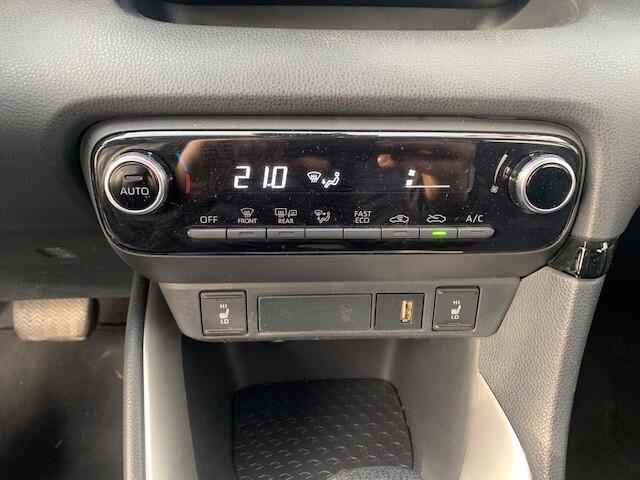 Toyota Yaris 1.5 Hybrid Active AUTOMATICA