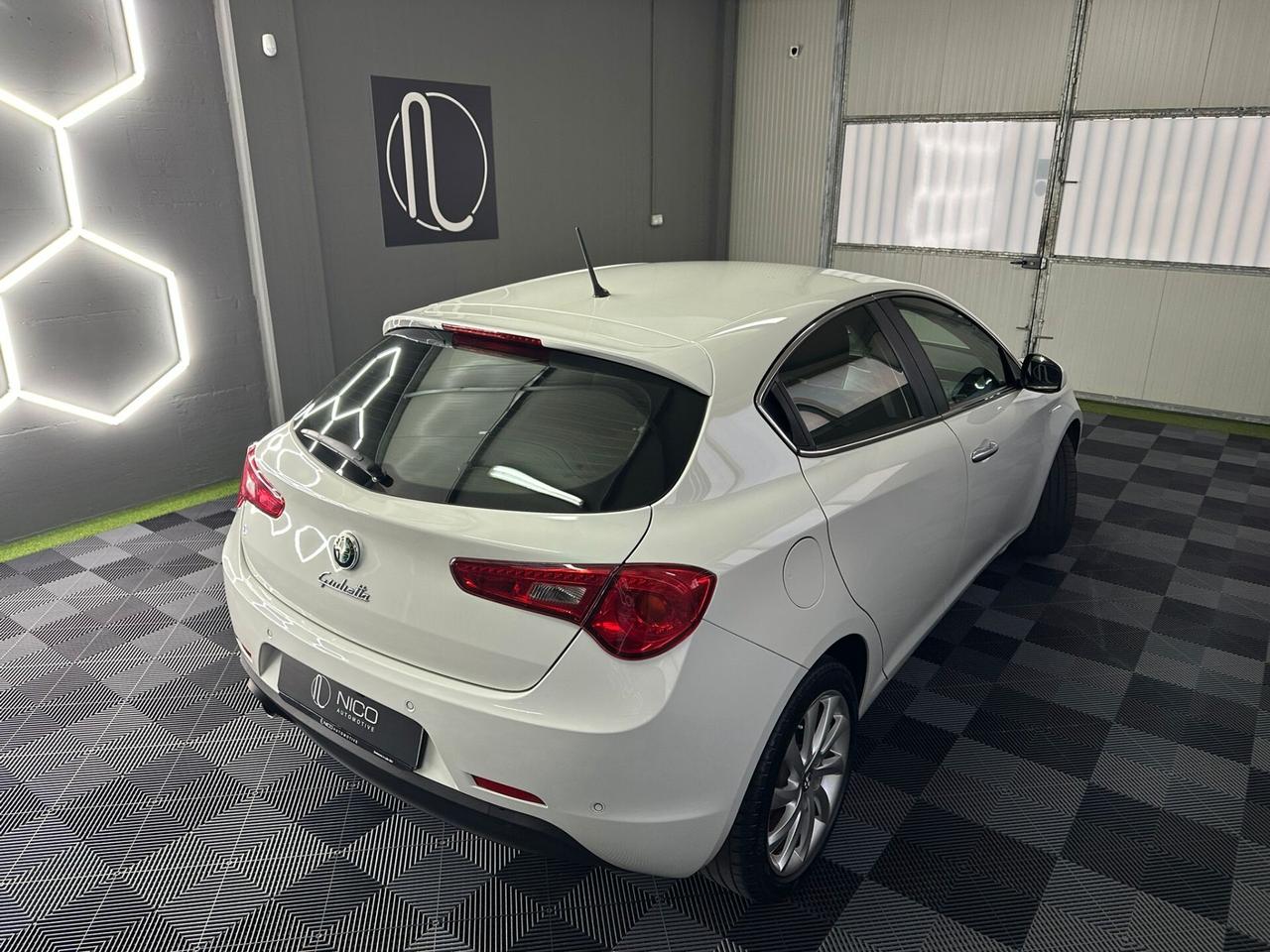 Alfa Romeo Giulietta 1.6 JTDm-2 105 CV Distinctive