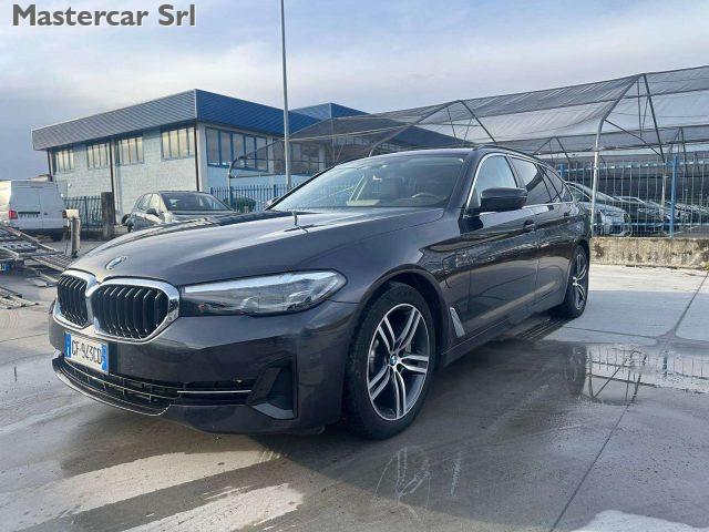 BMW 530 Touring LCI 530e Touring Business auto - GF943CD
