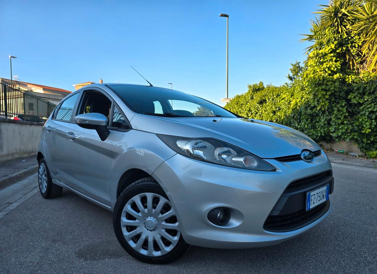 FORD FIESTA 5 PORTE 1.4 GPL 2011 PERFETTA DI TUTTO