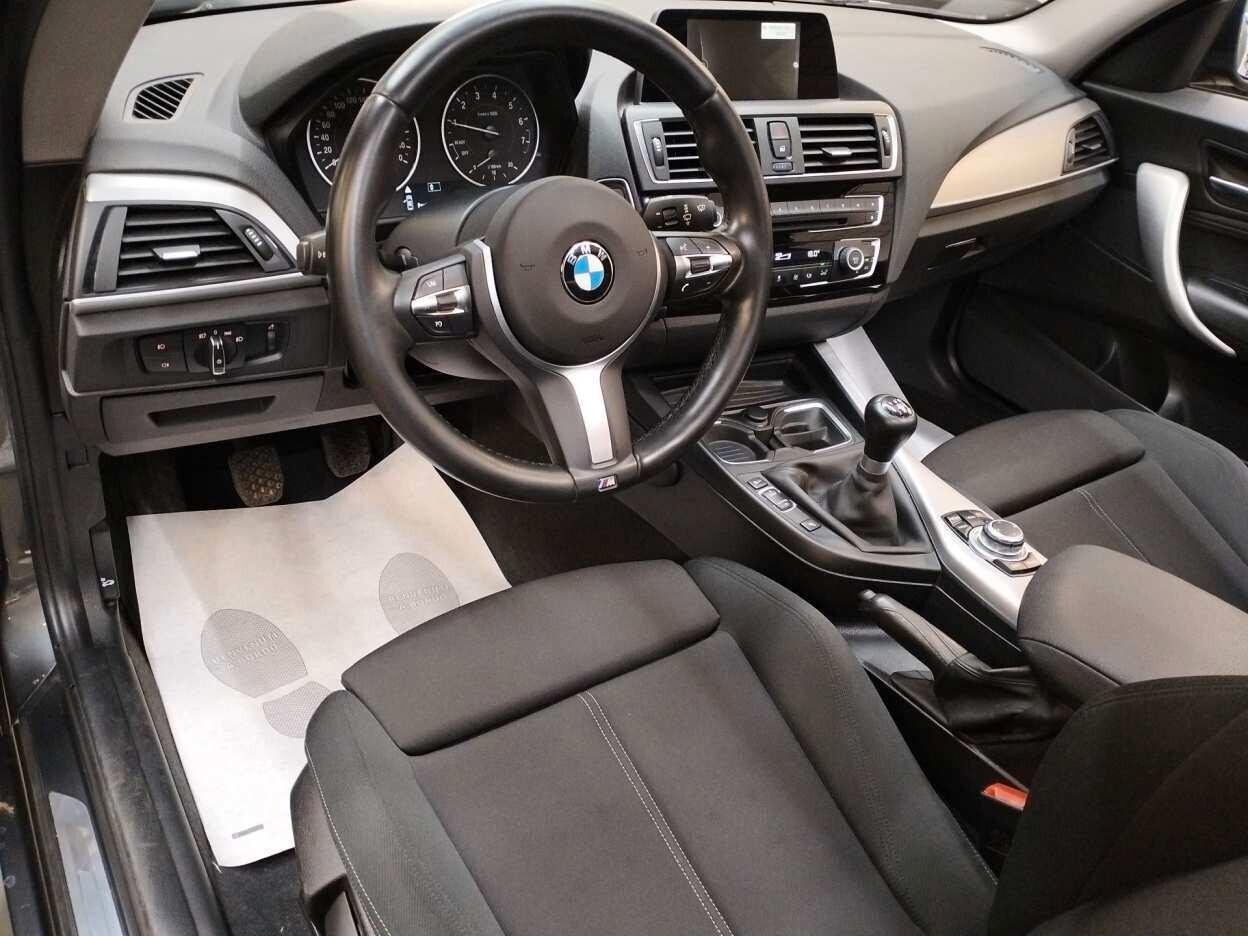 BMW 220 i Serie 2 F22 Coupe Sport * 68.000 KM *