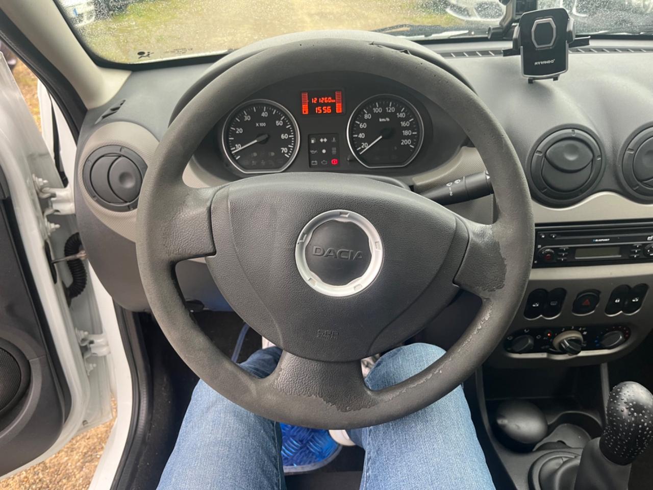 Dacia Sandero 1.2 16V Lauréate 2011 121.000 KM