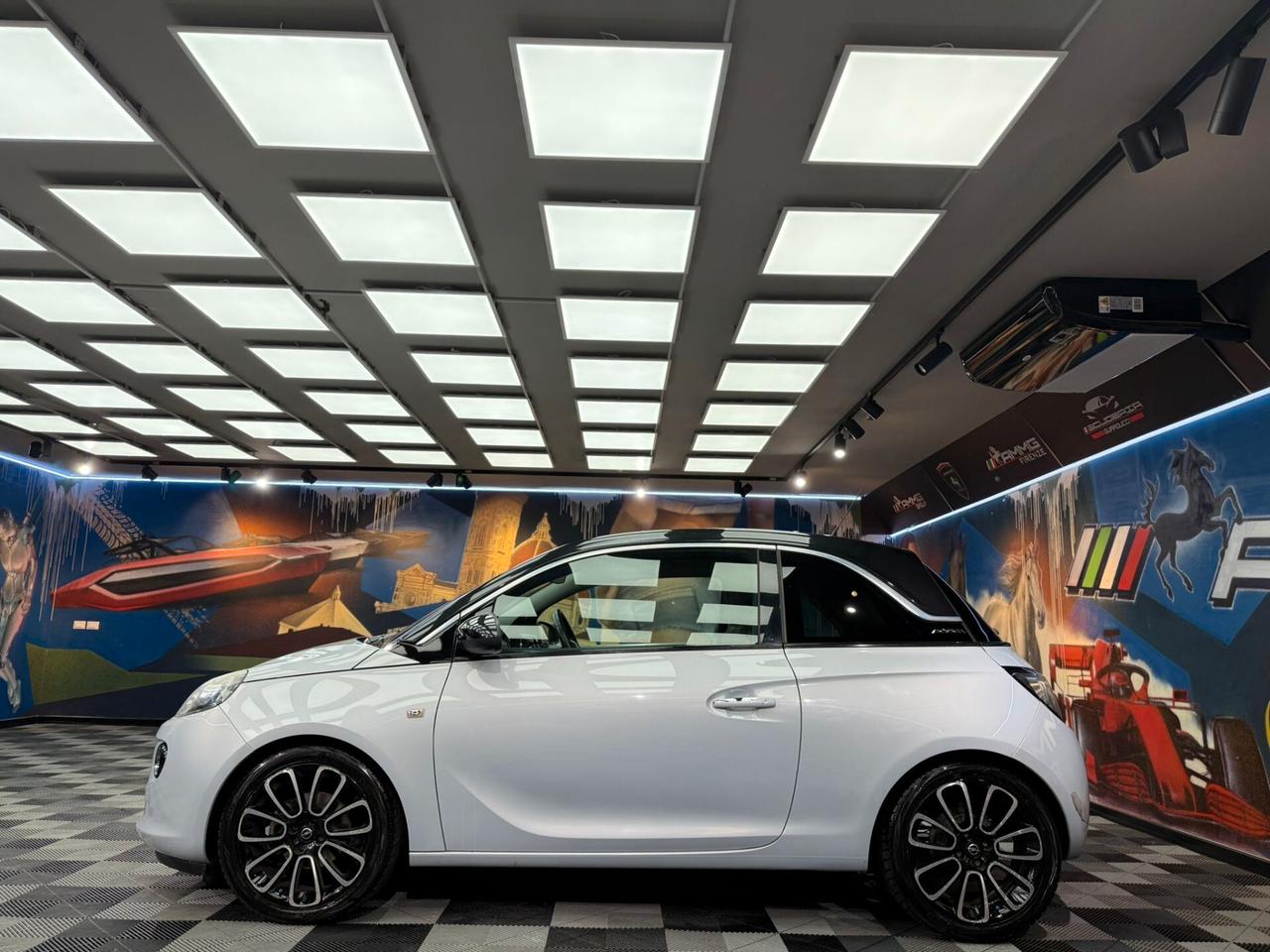 Opel Adam 1.2 70 CV Glam (323)