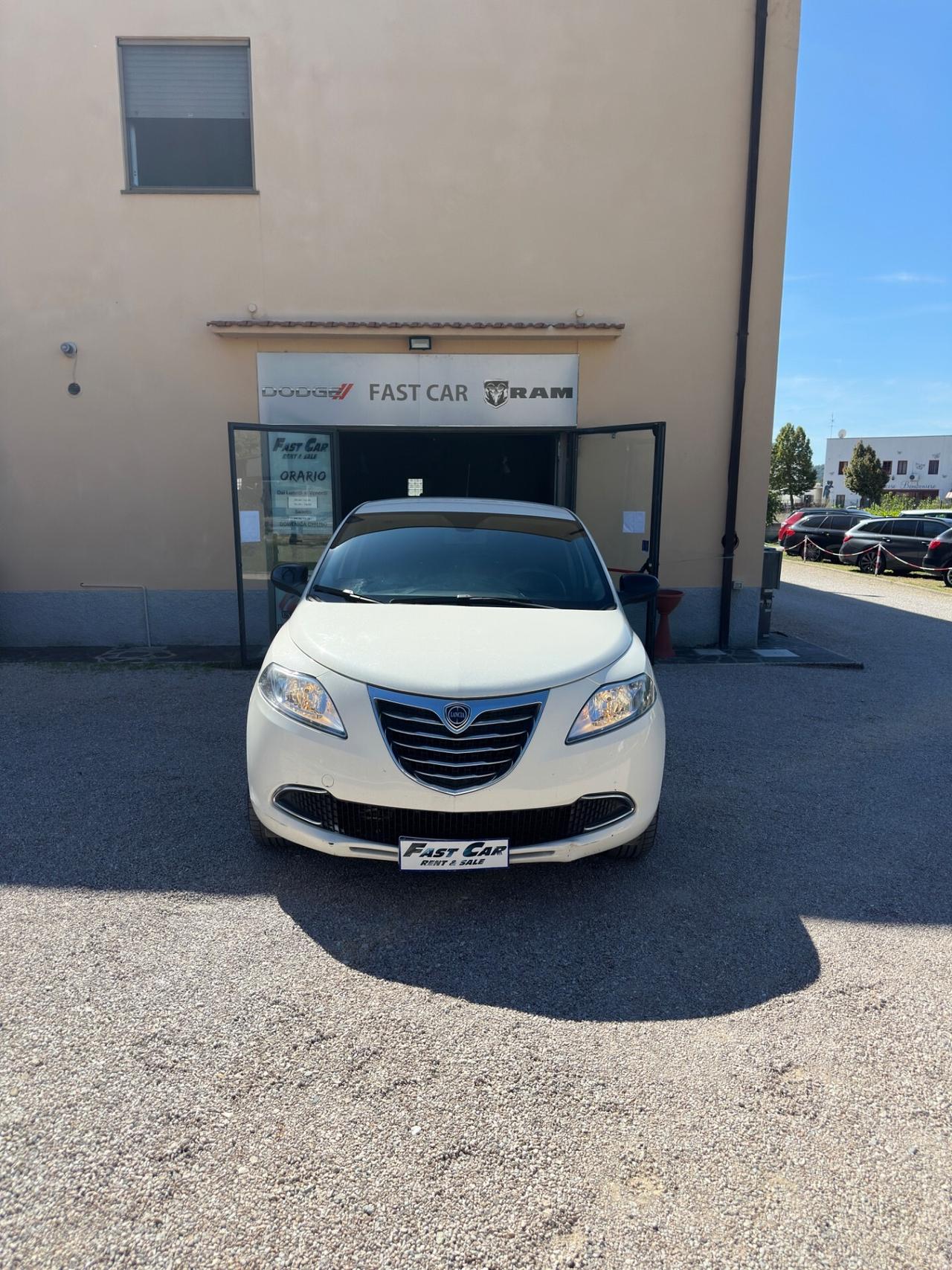 Lancia Ypsilon 0.9 TwinAir 85 CV 5 porte S&S DFN Platinum