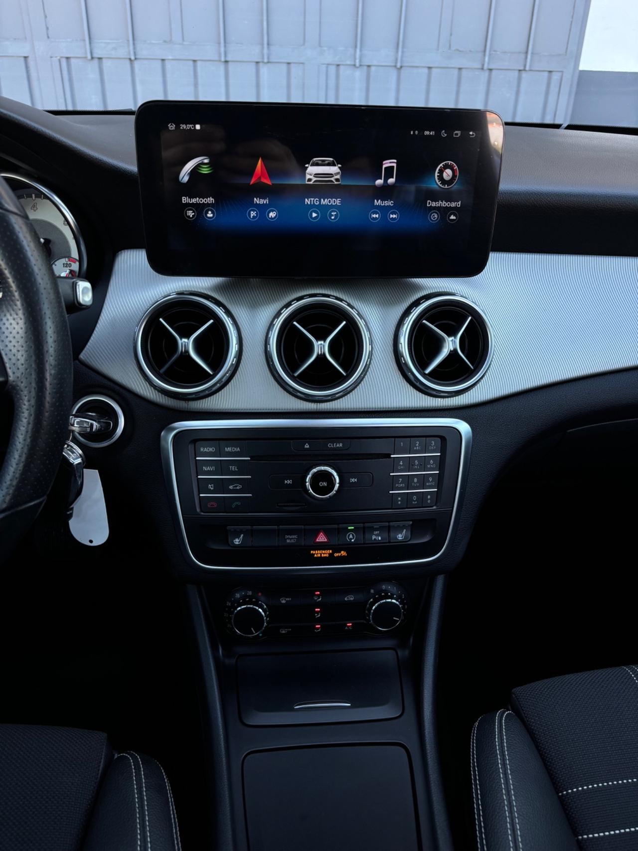 Mercedes-benz GLA 200 d Automatic 4Matic Premium