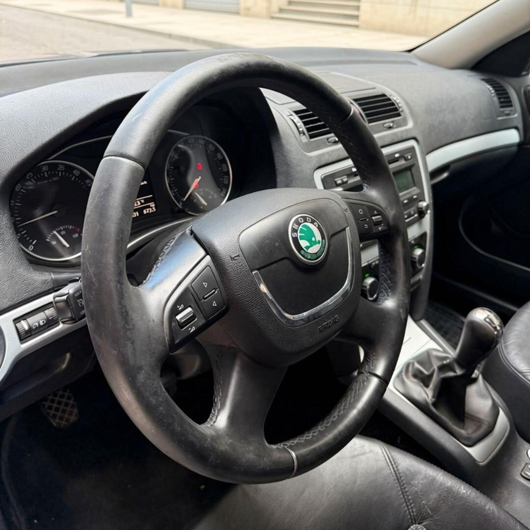 Skoda Octavia 1.6 TDI - 105CV