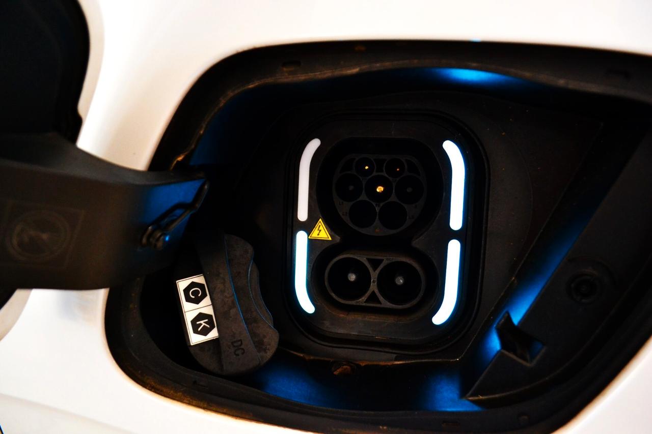 MG MG4 Electric 54KW 73CV 5p. Automatic NEOP. 2024