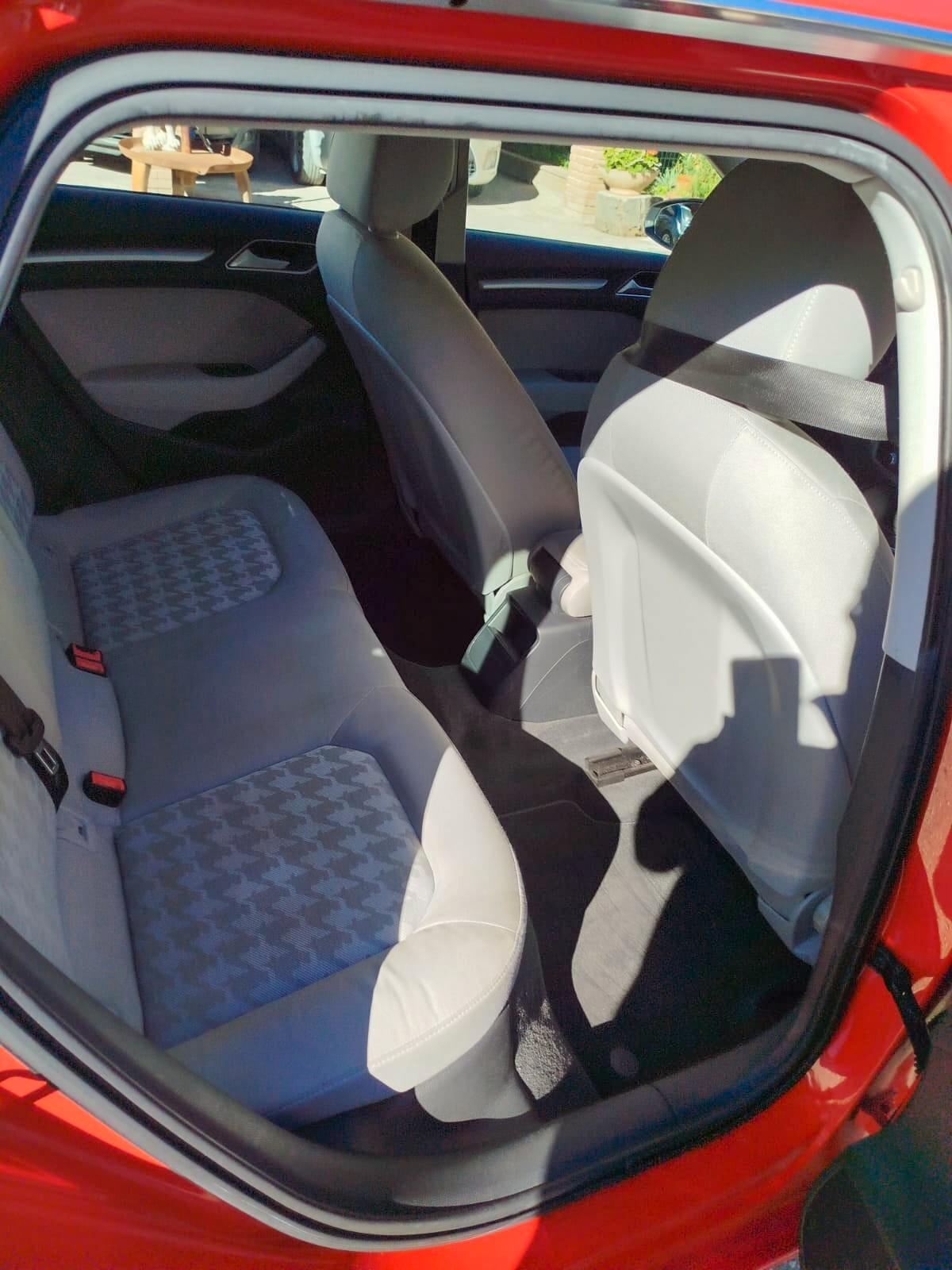 AUDI A3 1.6 DIESEL