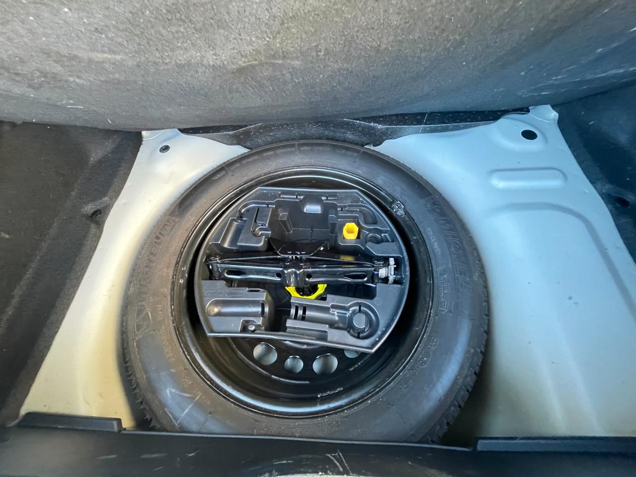 Peugeot 208 1.2 VTi 82 CV 3 porte Serie Speciale S