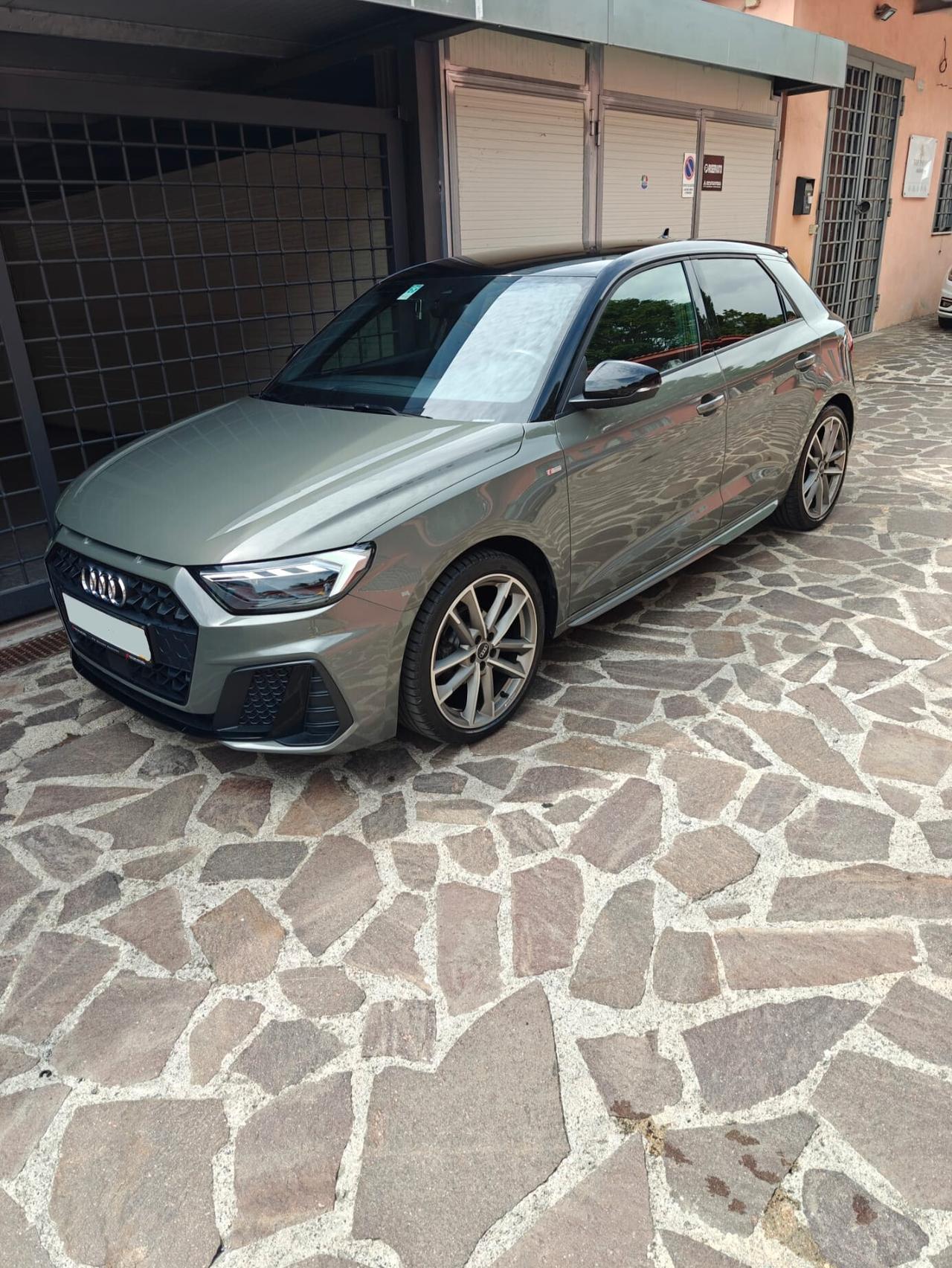 Audi A1 s line