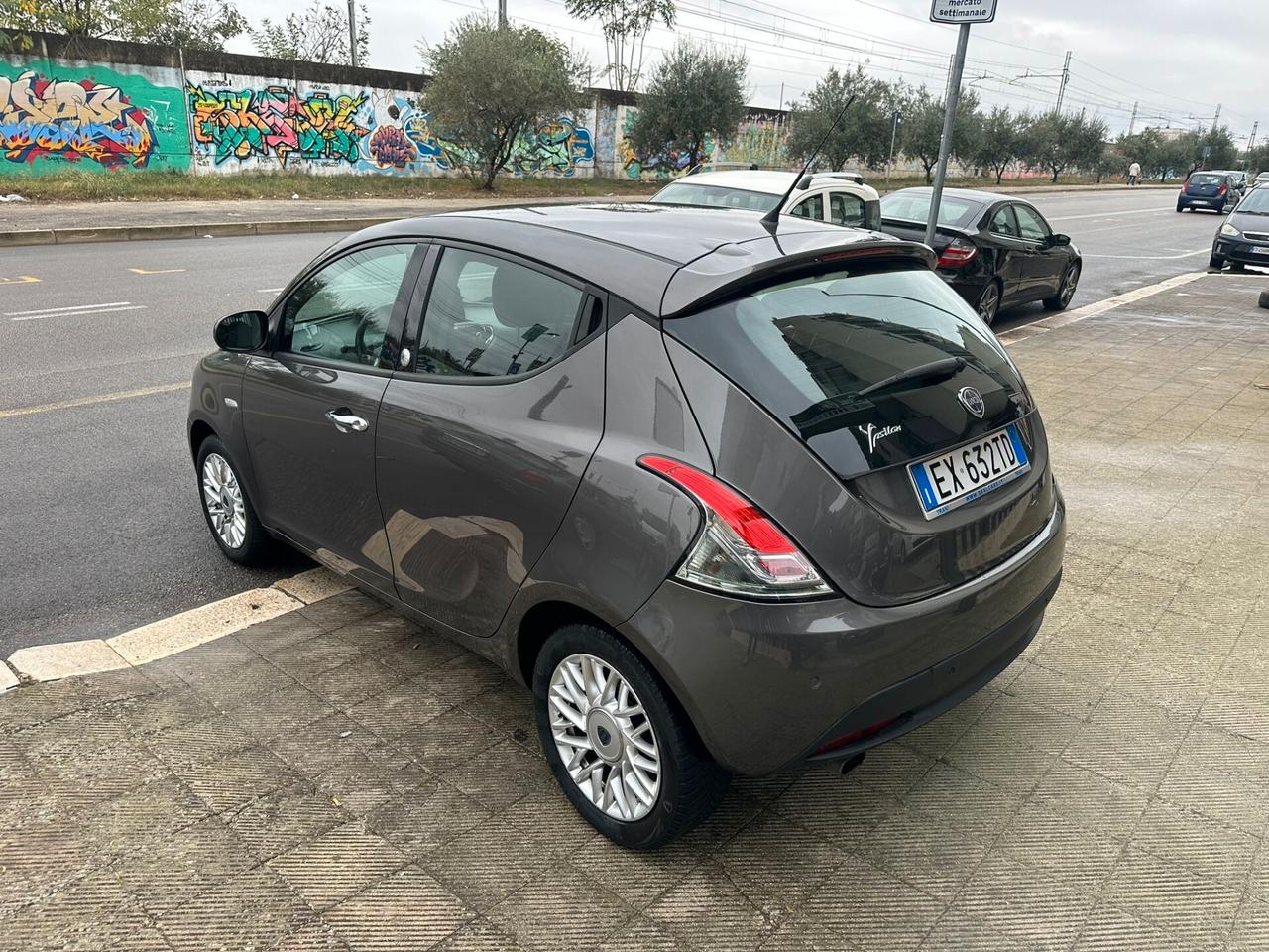 Lancia Ypsilon 1.2 69 CV 5 porte GPL Ecochic Gold