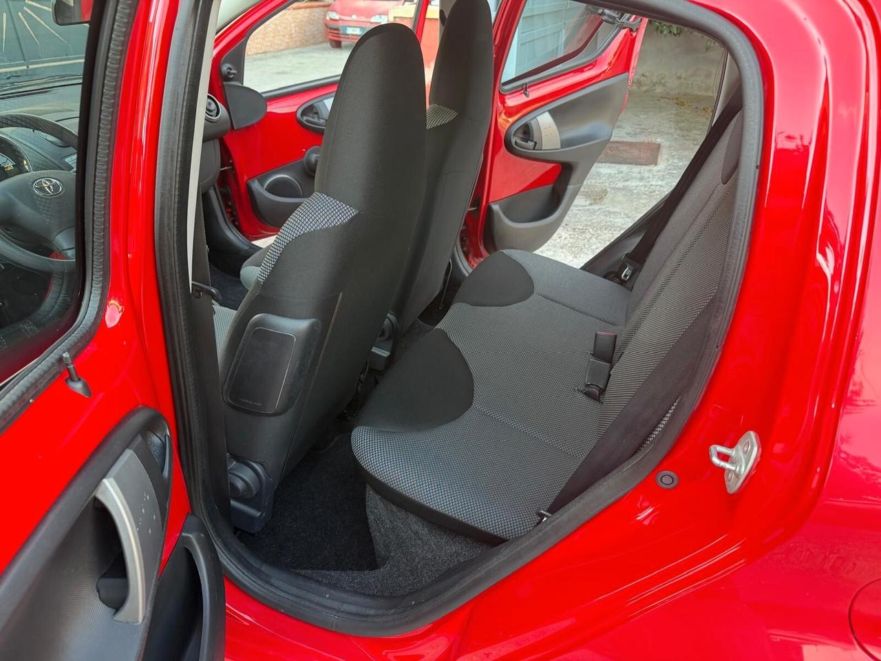 Toyota Aygo 1.0 12V VVT-i 5 porte Edition
