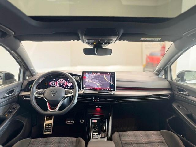 Volkswagen Golf 8.5 GTI 2.0 TSI DSG