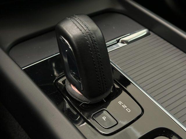 VOLVO XC60 B4 (d) Geartronic Inscription