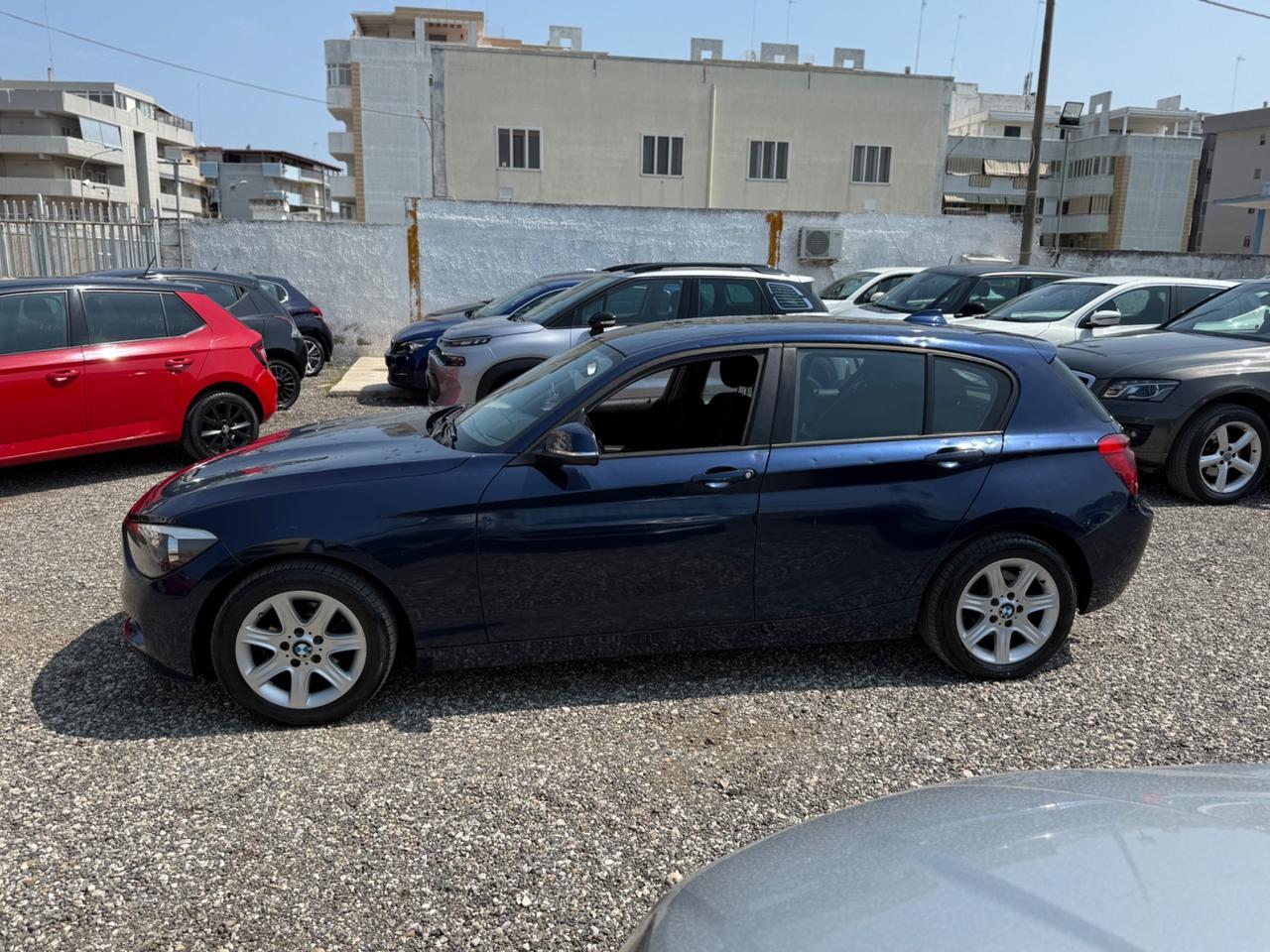 Bmw 116 116d 5p. Efficient Dynamics Urban