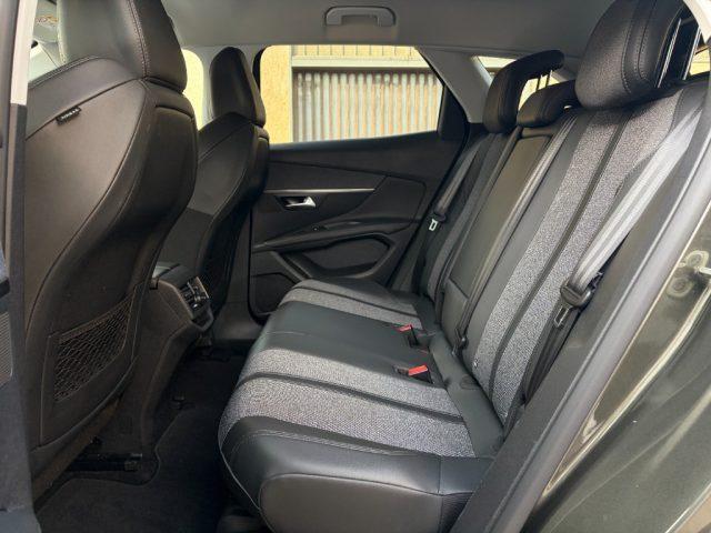 PEUGEOT 3008 BlueHDi 130 EAT8 Allure