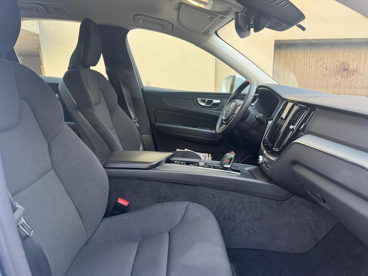 Volvo XC 60 XC60 B4 (d) AWD automatico Core N1