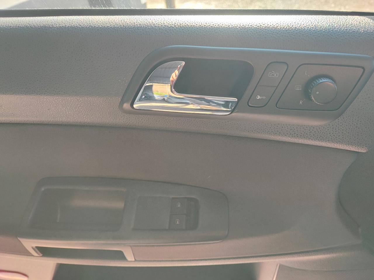 Volkswagen Polo 1.4/80CV 16V 5p. Comfort. BiFuel G