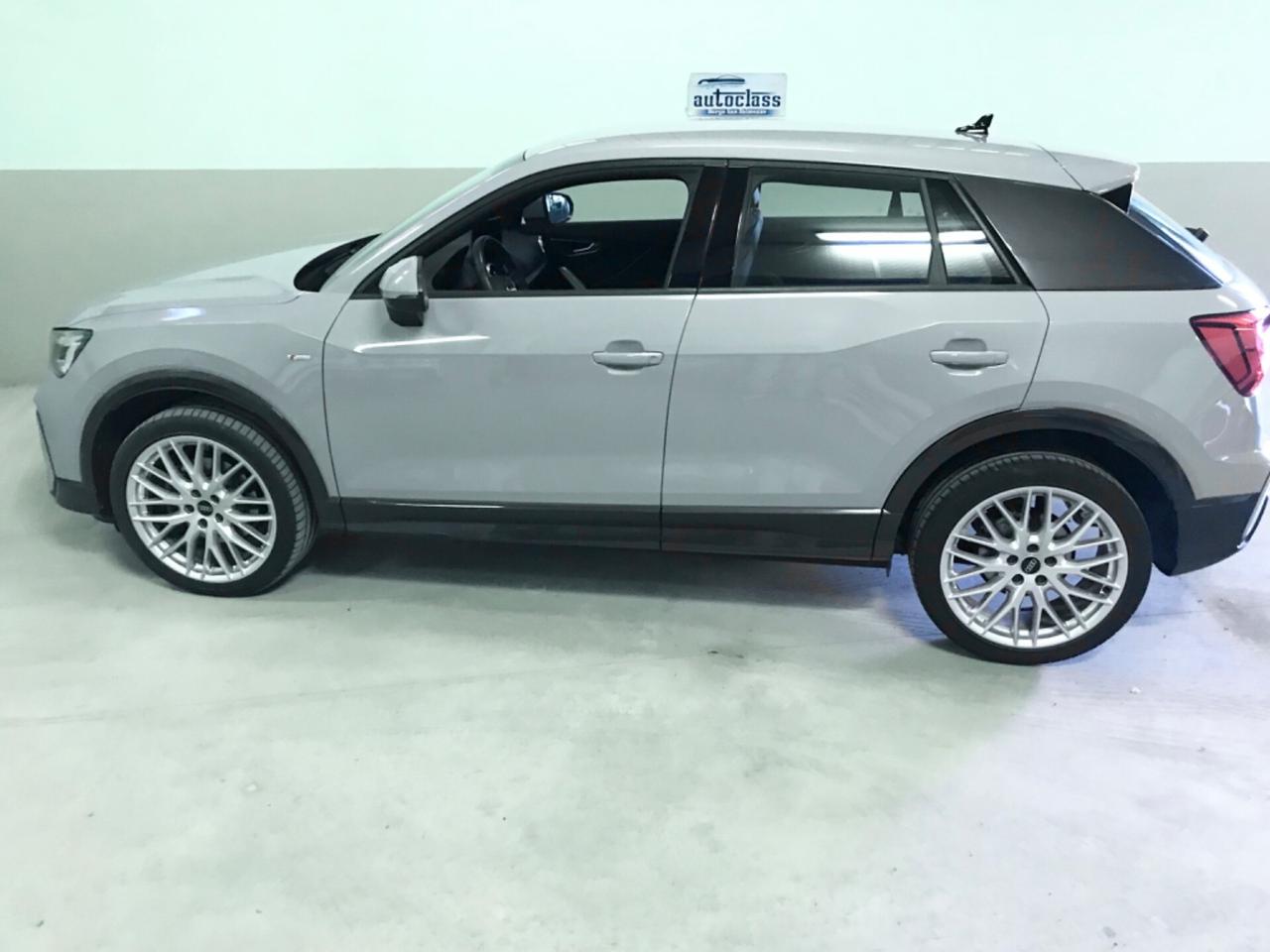 Audi Q2 35 TDI S tronic line Edition