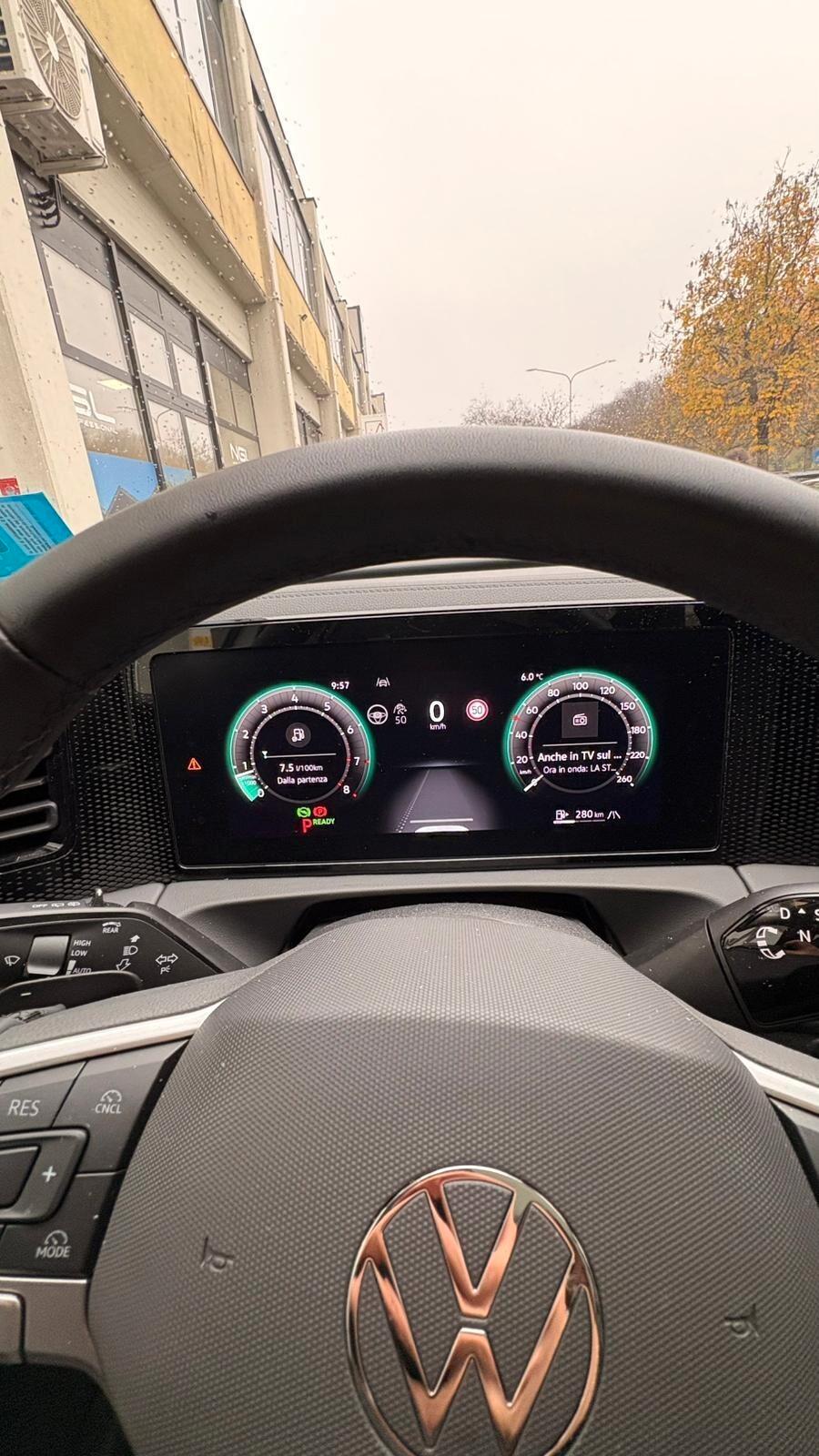 Volkswagen Tiguan 1.5 eTSI 150 CV ACT DSG R-Line