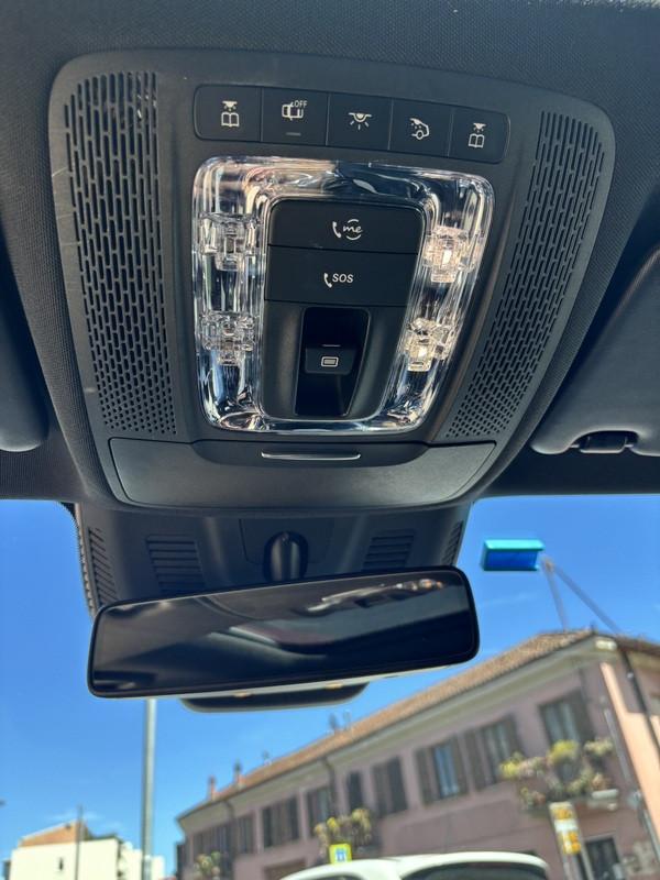 Mercedes B 180 D Premium DCT FULL LED-NAVI-TETTO-18"