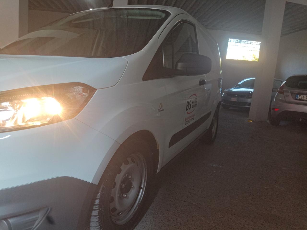 Ford Transit Courier 1.5 TDCi 75CV Van Entry