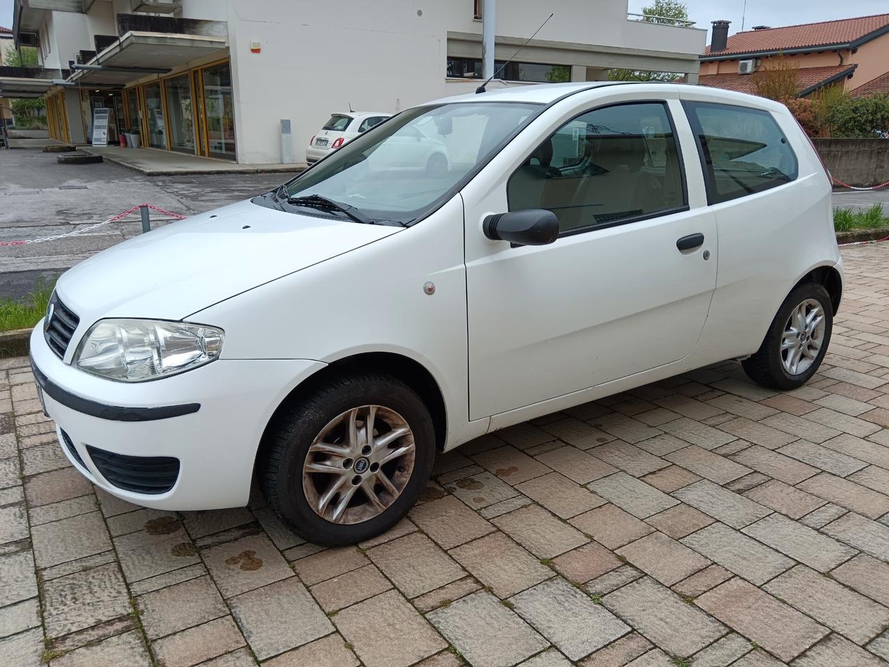 Fiat Punto 1.2 16V 3 porte Dynamic