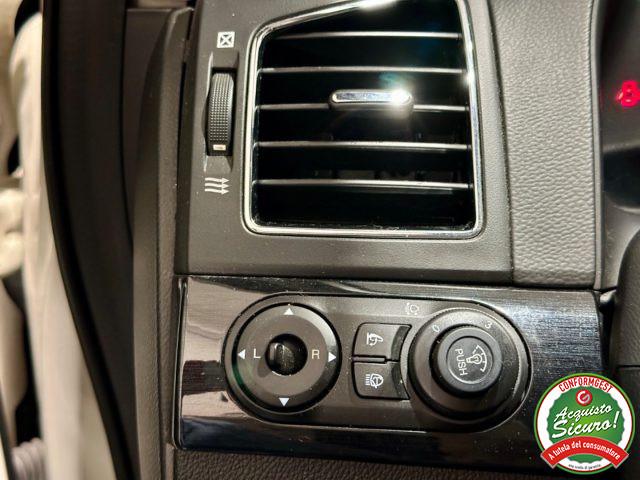 CHEVROLET Captiva 2.2 VCDi 184CV aut. 4WD LTZ *7 POSTI*GANCIO*