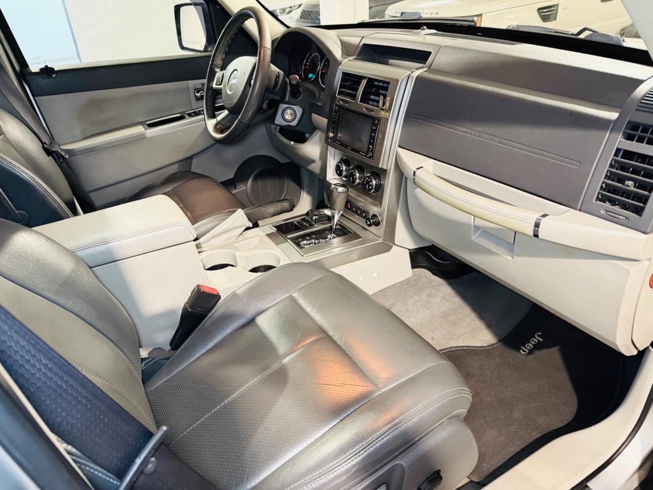 Jeep CHEROKEE 2.8 CRD*LIMITED*AUTOMATICA*177 CV*