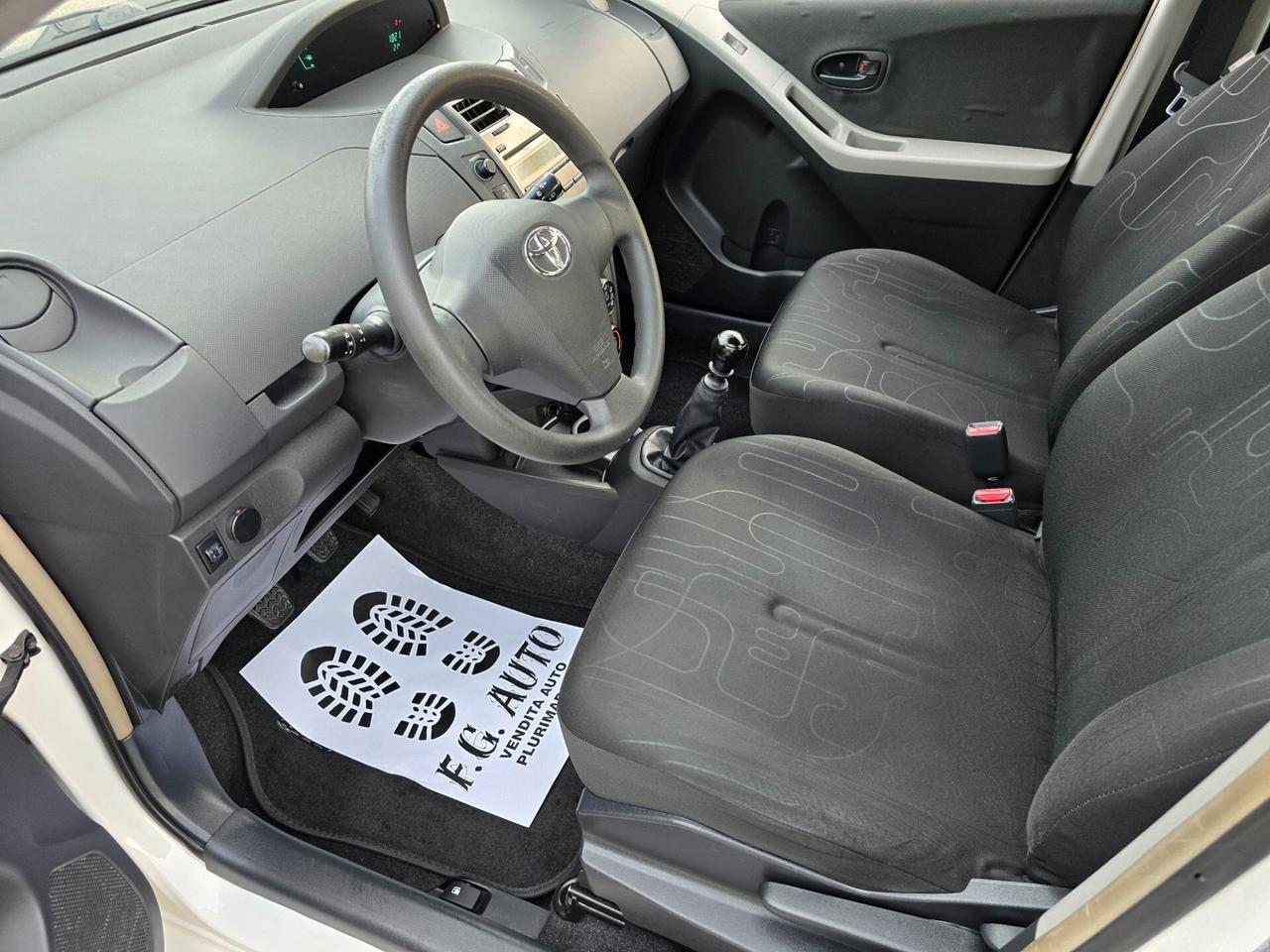 TOYOTA YARIS RESTYLING 1.4 DIESEL 2011 PERFETTA