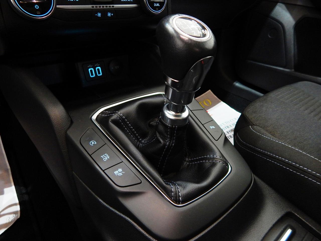 Ford Focus Active 1.5 ecoblue 120cv NAVI-CARPLAY-RADAR-KAMERA