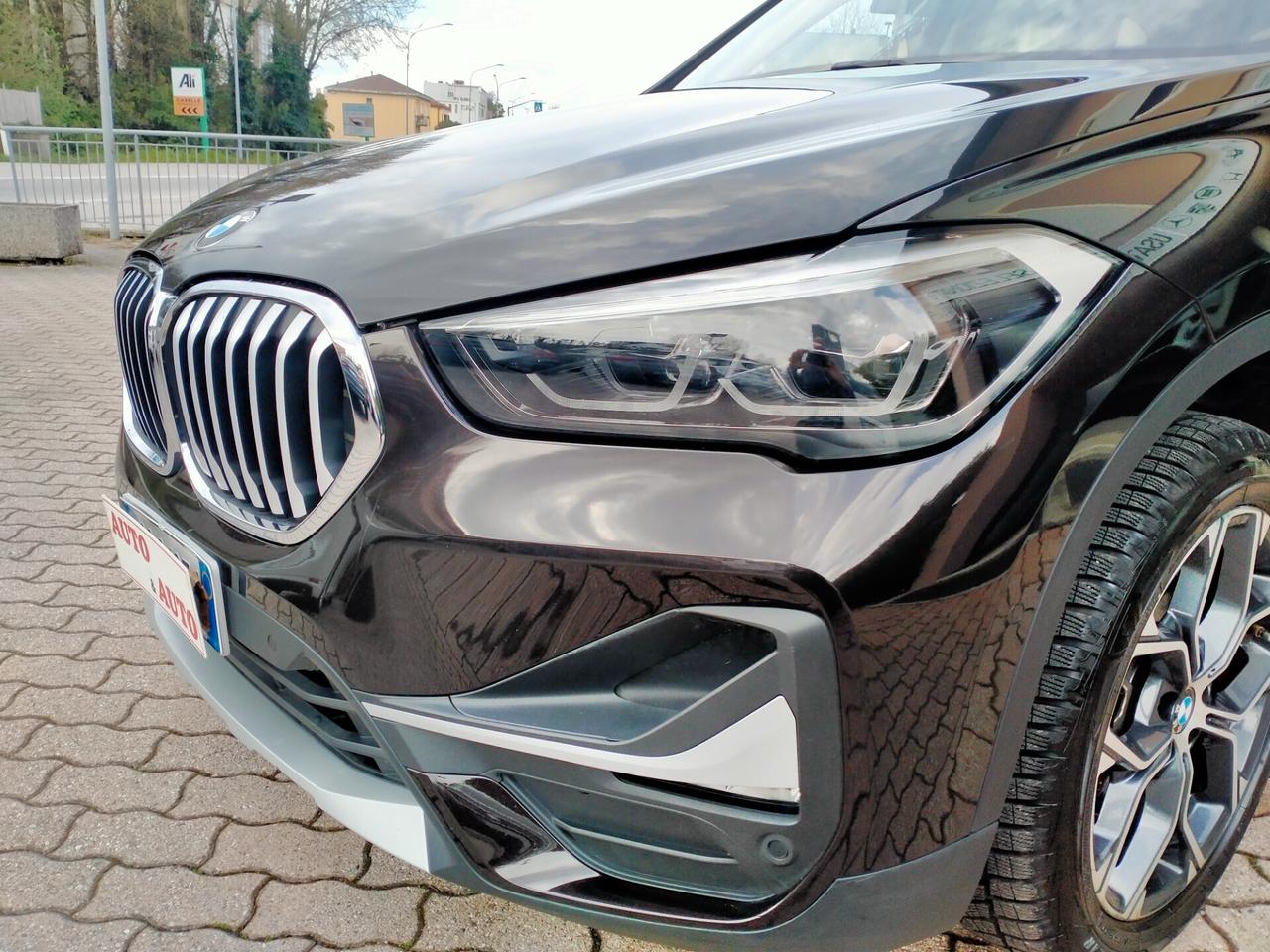 BMW X1 XDRIVE18D XLINE PLUS STEPTRONIC PELLE/FULL LED ADAPTIVE/CAMERA