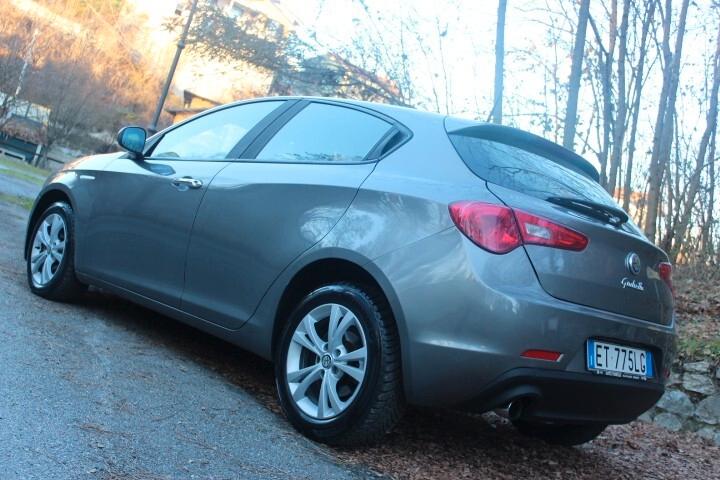 Alfa Romeo Giulietta 1.6 JTDm-2 105 CV Distinctive ESTETICA PARI NUOVO