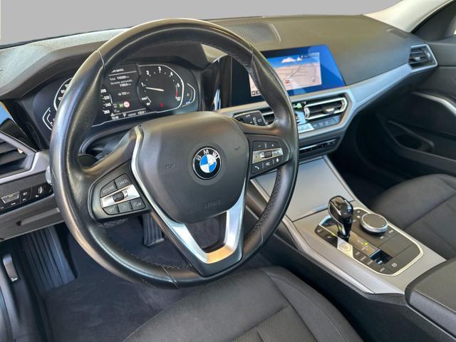 BMW 318 d 48V Touring Business Advantage