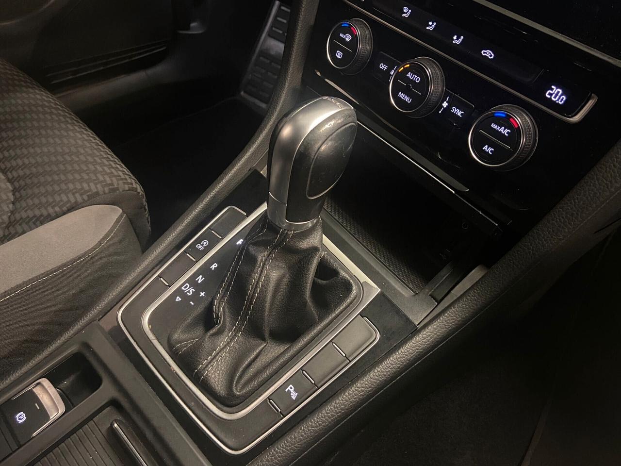 Volkswagen Golf 7.5 TDI 115 CV DSG RLINE PACK