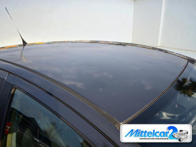 TOYOTA Yaris 1.0 5 porte Now