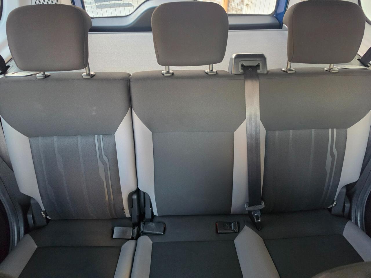 Fiat Doblò 1.6 MJT 90CV -AUTOMATICO- n1 - 5posti